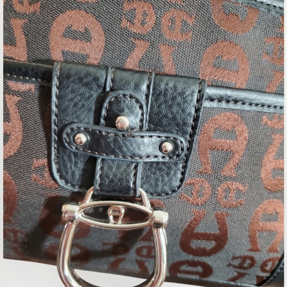 Etiene Aigner Brown Leather & Canvas with Signature Logo shoulder bag - Picture 7 of 11